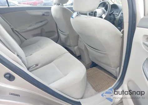 2010 Toyota Corolla Le z USA, uszkodzony, nr VIN 2T1BU4EE6AC532353